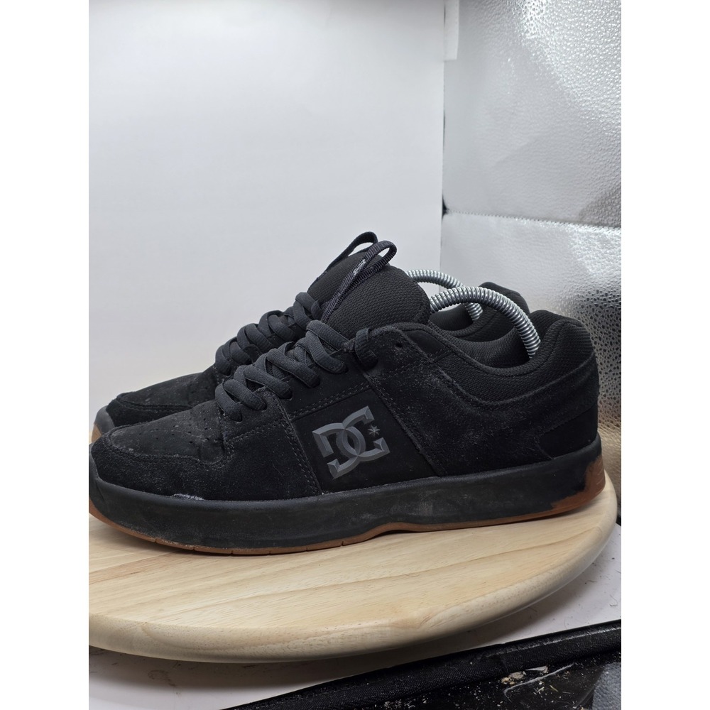 Mens Size 9.5 - DC Shoes Lynx Zero‎ Low Top Sneakers Black/Gum ADYS3100615